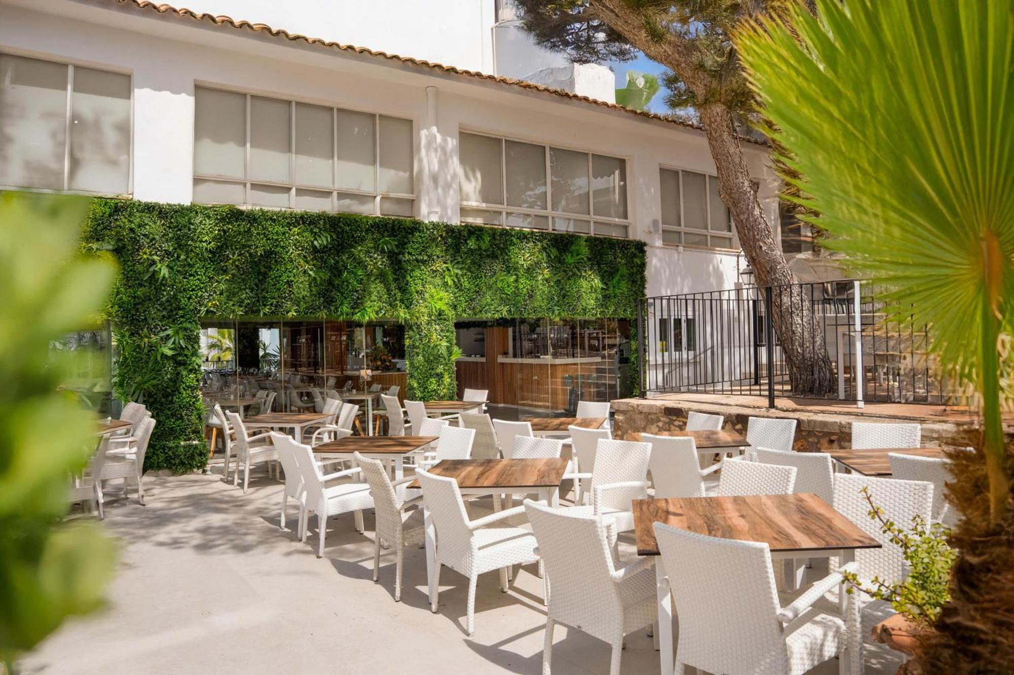 Aparthotel Ferrera Suites&apartments 4*